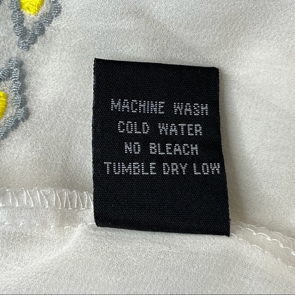 Love Stitch Sheer Embroidered Top Size Small - Picture 8 of 12